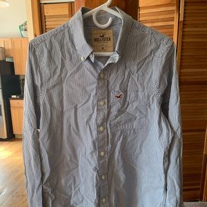 Muscle fit white/navy pin strips